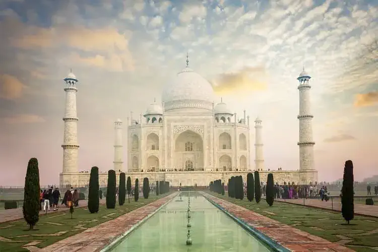 taj mahal agra